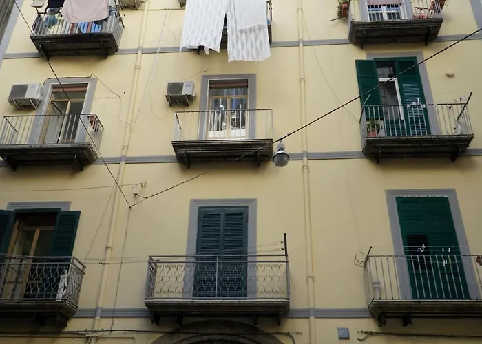 Donna VicenzaBed and Breakfast